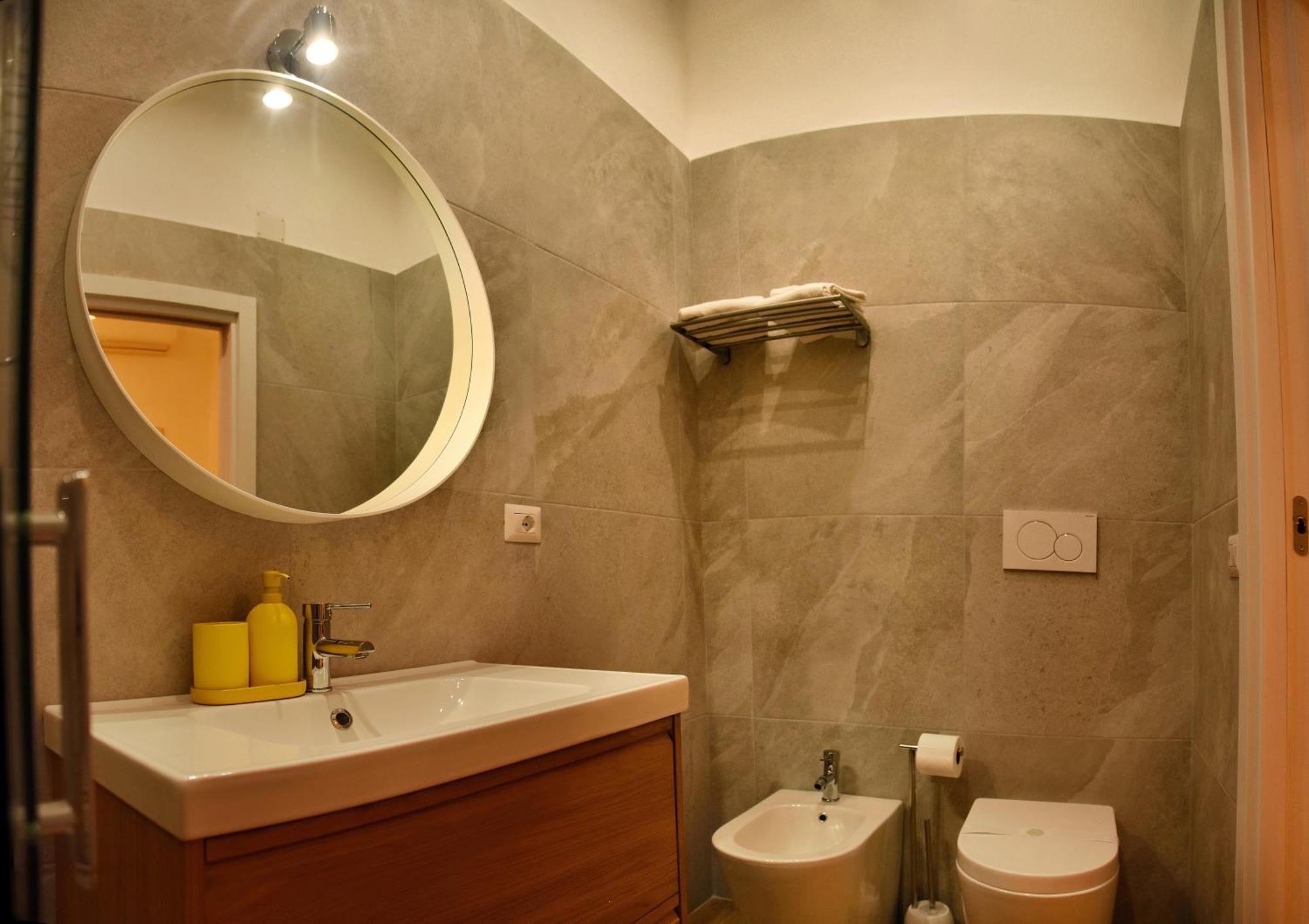 Centro Storico Rooms Napoli Esterno foto