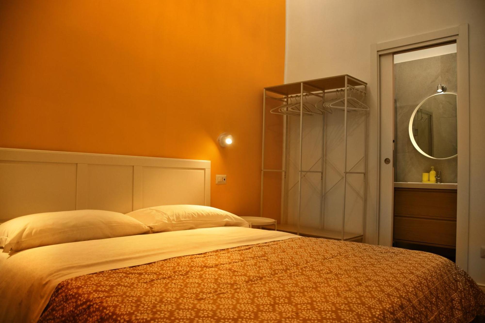 Centro Storico Rooms Napoli Esterno foto